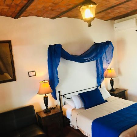 Hotel Casa Armonia Tlaquepaque Екстериор снимка
