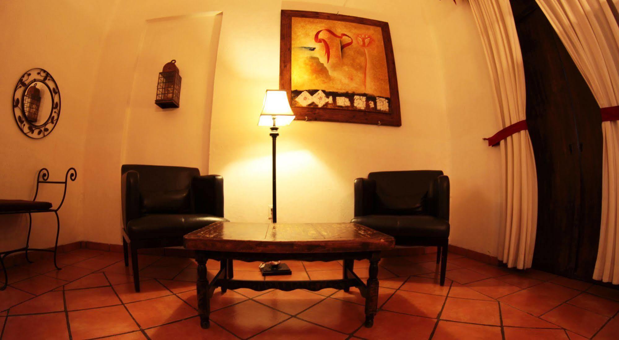 Hotel Casa Armonia Tlaquepaque Екстериор снимка
